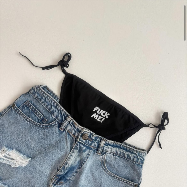 شورت فانتزی نخی زنانه بند گره ای F *CK ME